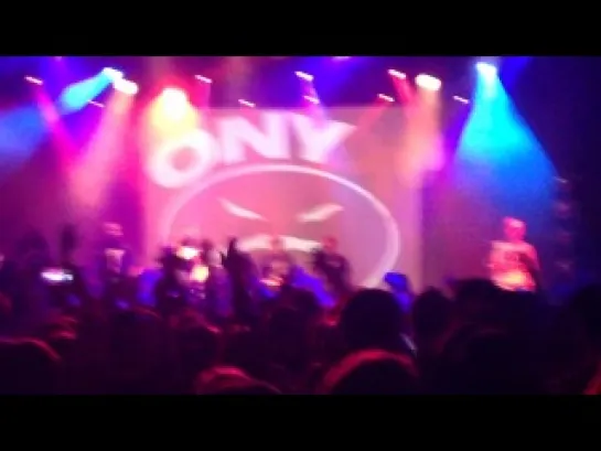 Onyx - 2014 - February 25 - St-Petersburg (Космонавт) - 04 - Throw Ya Gunz