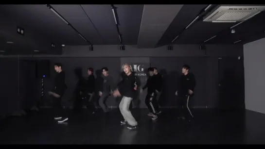 D-CRUNCH(디크런치) - 비상(飛上) - _Across The Universe_ Dance Practice(안무영상)