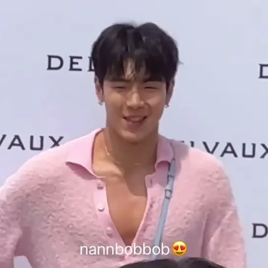 [fancam][12.05.2023] Shownu at the store opening Delvaux