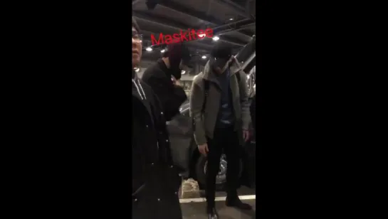 [VK][26.01.18] [Fancam] Airport London Heathrow