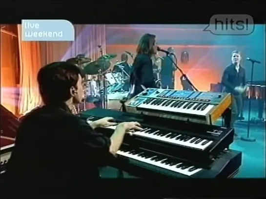 Gary Barlow - Hang On In There Baby (Performed Live For MTV Europe)