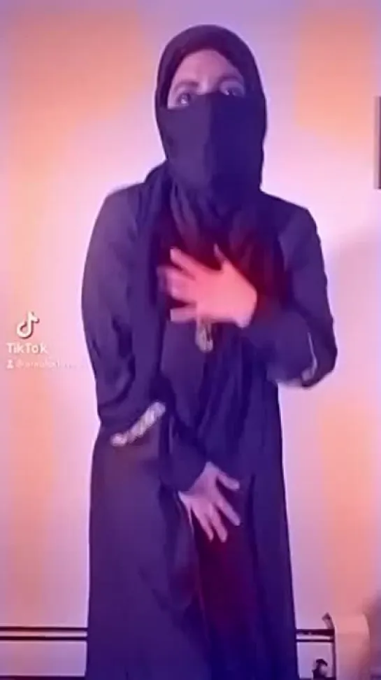 TikTok18+ 🧕