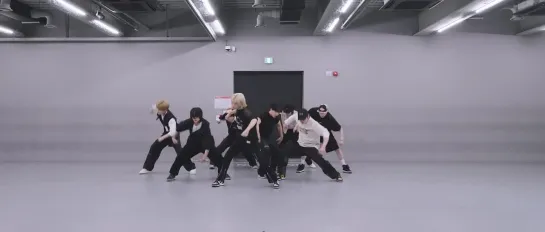 [VIDEO] 230605 Stray Kids - '특 (S-Class)' @ Dance Practice Video