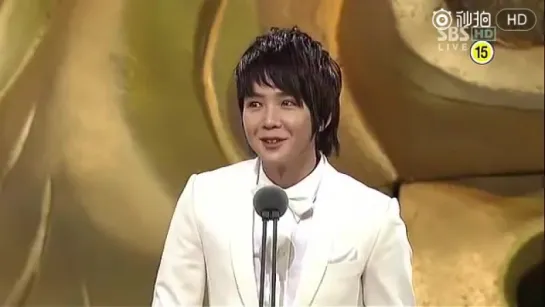 24/04/2008 44th BaekSang Art Awards: JKS.Film Section - BEST NEW ACTOR "The Happy Life"