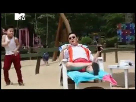 [Rus News] Gangnam Style в NewsБлок MTV: Кэти Перри потеряла голову