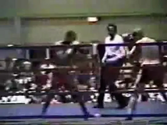 Roy Jones Jr vs Billy Mitchem(1990-02-28)