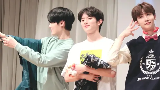 190504 | Yongsan Fansign | Kangmin Focus