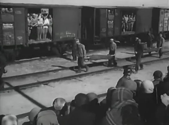 ЛЮБОЙ ЦЕНОЙ (1959) военный