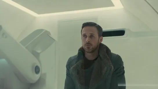 БЕГУЩИЙ ПО ЛЕЗВИЮ 2049 (2017) -  фантастика, триллер, драма, детектив. Дени Вильнев