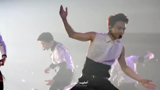 150816 EXOLUXION in Hong Kong -- EXO - Dont Go (CHEN focus)