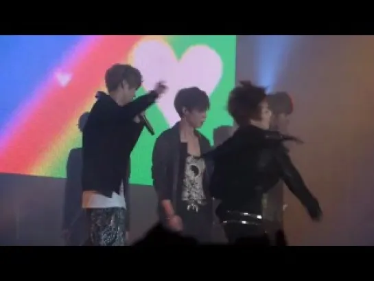 [FANCAM] 121211 EXO-M - 你的世界 - ANGEL - INTO YOUR WORLD (CHEN FOCUS)  @ SUPER ASIA SHOWCASE