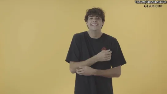 Noah Centineo Acts Out 19 Emotions Glamour [RUS SUB]