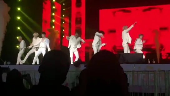 [Fancam][18.08.2018] K-WAVE 3 Music Festival