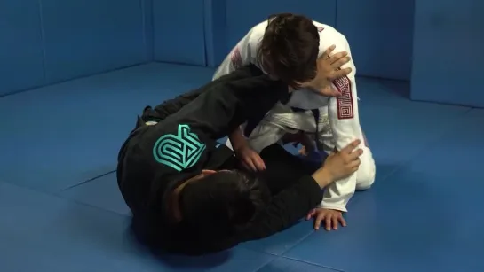 Alberto Serrano - Half Guard Loop Choke