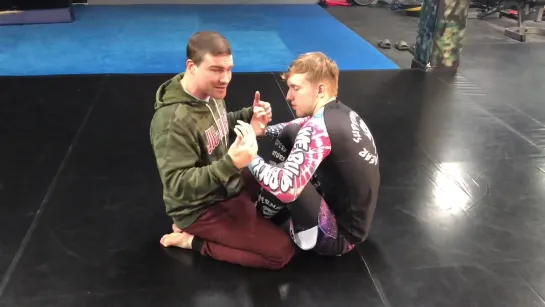 Wristlock Guardpass vs Butterfly (NoGi)