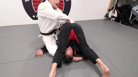 Andris Brunovskis - Omoplata Finishes - Deal With Opponents Half Roll - BJJ