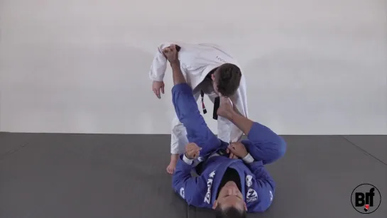 Felipe Andrew - triangle from lasso guard