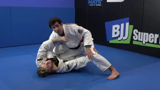 Lucas Lepri - tripod knee cut guard pass to the back