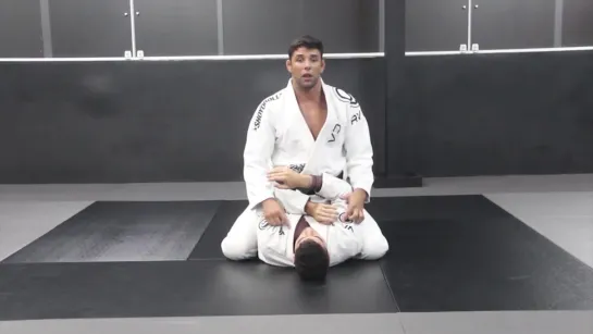 Buchecha - armbar from mount drill