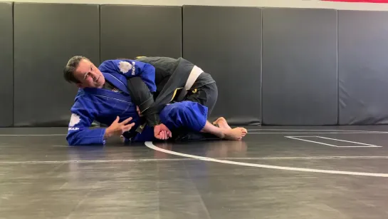 Ricardo Cavalcanti  - Old school Lapel techniques