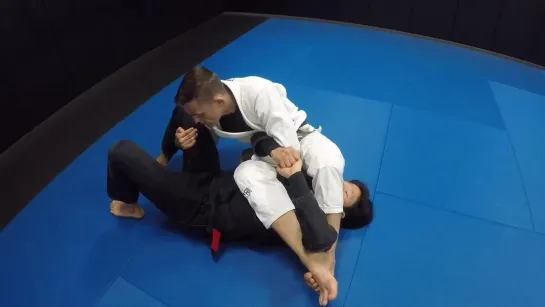 Andris Brunovskis - Tarikoplata from the Armbar