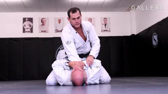 Roger Gracie - Favorites - Choke from the mount