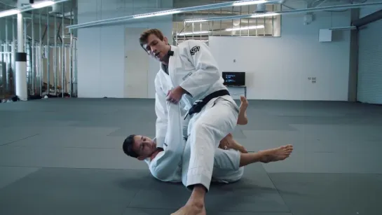 Keenan Cornelius - The Knee-cut in 2020. This sleeve grip can really confuse your opponent.