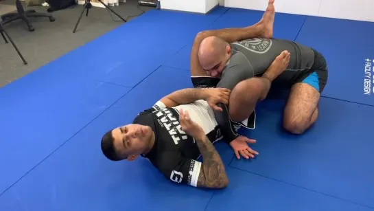 JT Torres - Amazing Monoplata From Triangle Choke