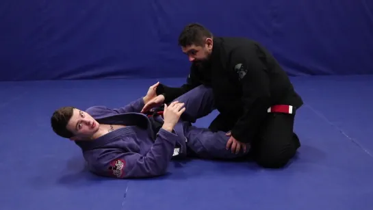 Sneaky Sweep From the BJJ Half Guard “The Giggler Sweep”