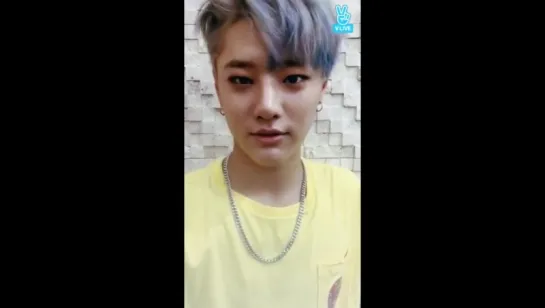 V App: Трансляция Сынёна после "Music Bank" (1) @ 12.08.2016