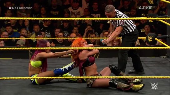 Sasha Banks vs Becky Lynch - WWE NXT Takeover Unstoppable - NXT Women's Championship