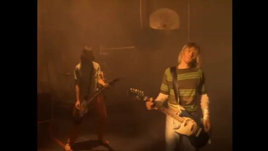 Nirvana ↑ Smells Like Teen Spirit