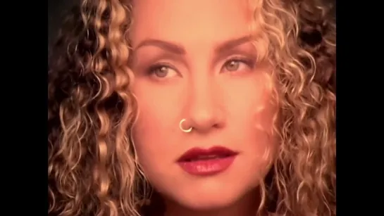 Joan Osborne ↑ One Of Us