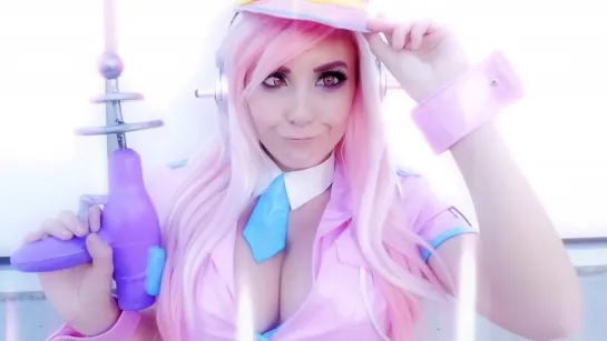 This looks like some weird Softcore Porn (Super Sonico Cosplay Showcase) #video #cosplay #boobs #SuperSonico #miniskirt