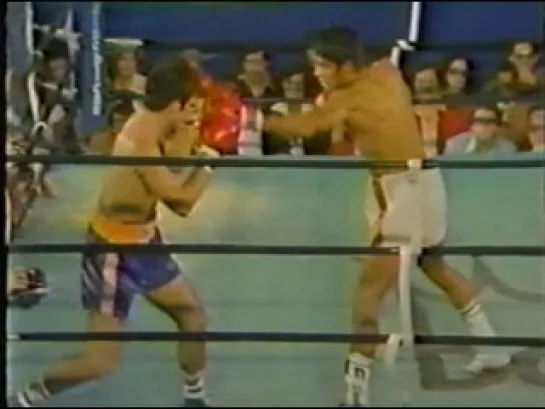 1977-01-29 Roberto Duran vs Vilomar Fernandez (WBA World Lightweight Title)