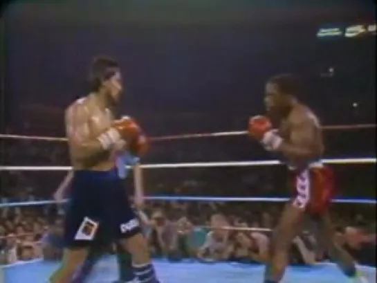 Davey Moore vs Roberto Duran (WBA World Super Welterweight Title)