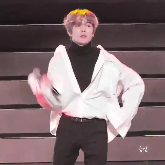 [VK][190105] MONSTA X fancam - Unfair Love (Minhyuk focus) @ Fan-Con 'MX KINGDOM' with Monbebe