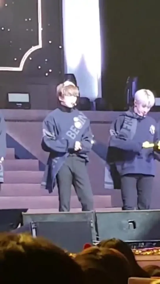 [VK][190105] MONSTA X fancam - Ending Talk (Minhyuk focus) @ Fan-Con 'MX KINGDOM' with Monbebe