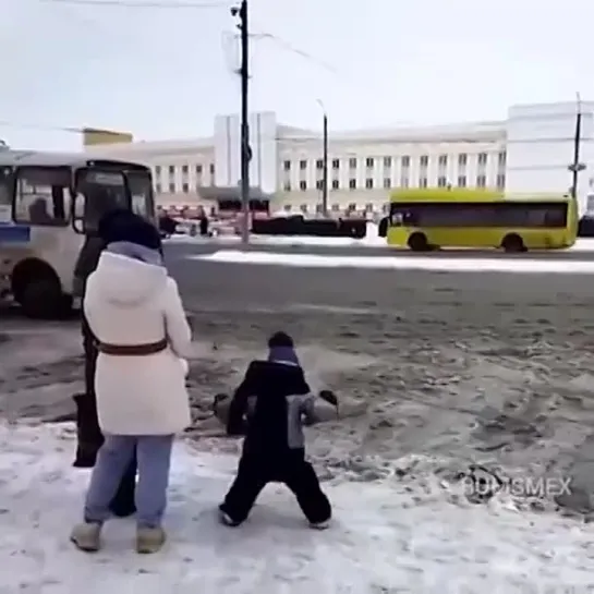 В пятницу из садика забрали)))