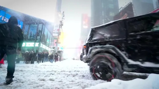 SNOWBOARDING WITH THE NYPD