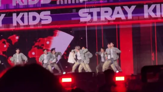 [FANCAM] 231021 Stray Kids - Hall of Fame @ 5-STAR Dome Tour 2023 Seoul Special (UNVEIL 13) Д-1