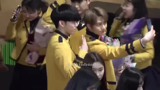 [FANCAM] 190215 Hyunjin on graduation from school