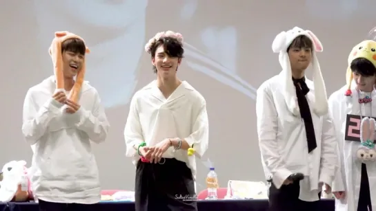 [FANCAM] 180810 Yeongdeungpo Fansign