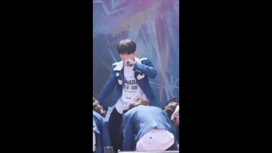 [FANCAM] 180526 Stray Kids - District 9 @ 2018 U CLEAN Concert