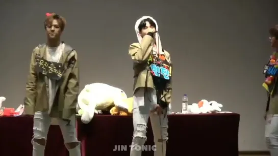 [FANCAM] 180420 Yeouido Fansign