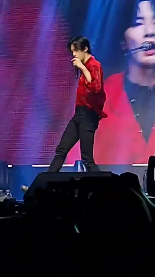 [FANCAM] 200213 Hyunjin @ Stray Kids 'District 9: Unlock' in San Jose