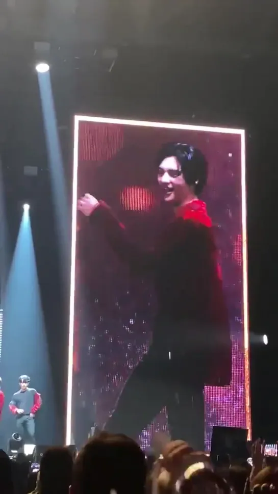 [FANCAM] 200208 Hyunjin @ Stray Kids 'District 9: Unlock' in Miami