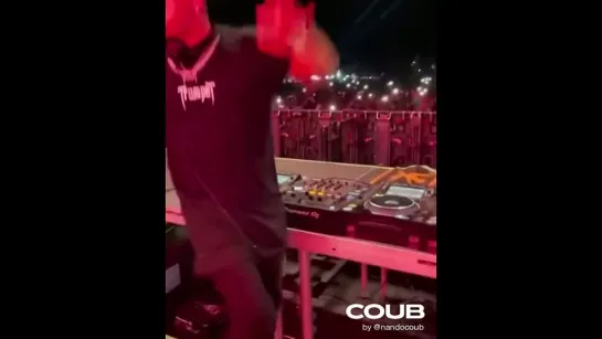 Timmy Trumpet dance