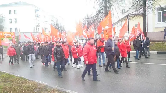 Демонстрация пошла к площади Ленина (к Соборной) площади, г. Ульяновск - 2023 г.