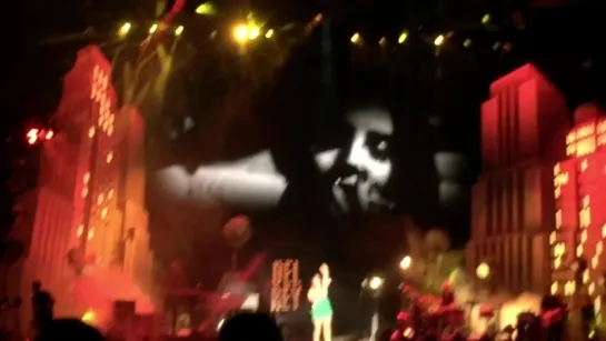 Lana Del Rey – West Coast (Live @ «Endless Summer Tour»)